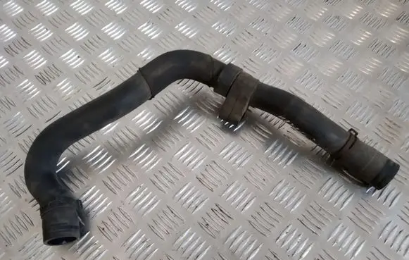 Volkswagen Tiguan Engine coolant pipe/hose