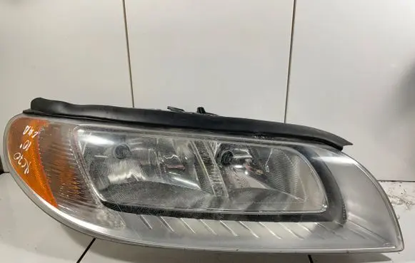 Volvo XC70 Headlight/headlamp 31214354 6331200001