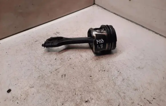 Mercedes-Benz A W168 Piston with connecting rod 80L76
