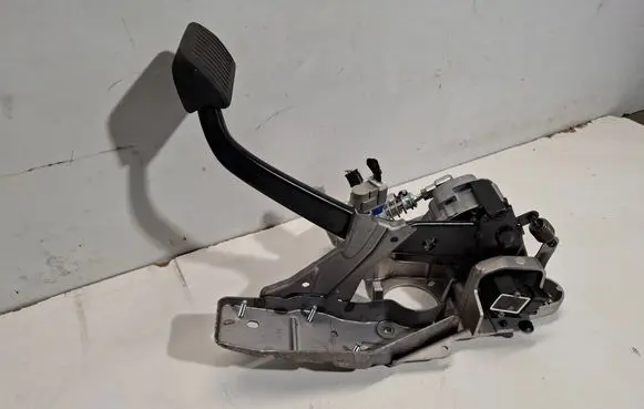 Volvo V60 Brake pedal 31317447