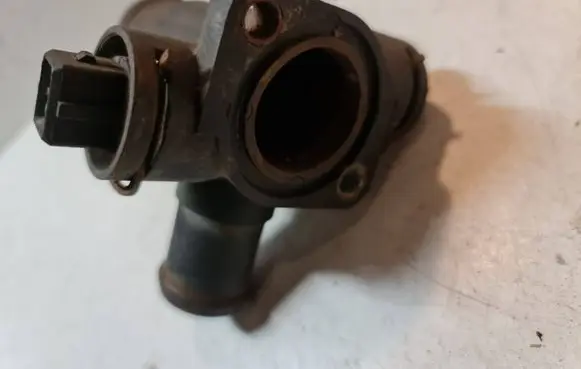 Audi 100 S4 C4 Thermostat/thermostat housing V100276