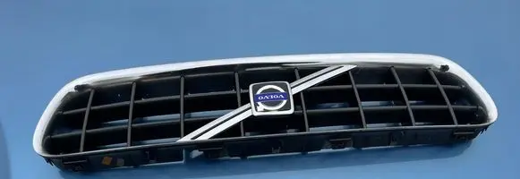 Volvo C70 Front bumper upper radiator grill 08620343