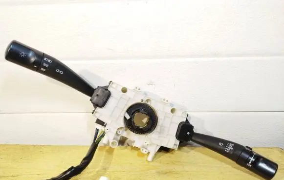 SsangYong Rexton Light switch 8592008120 6083AT1000 Y2206083AA