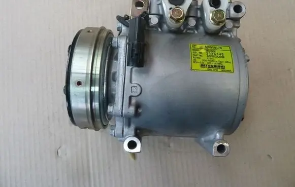 Mitsubishi Carisma Air conditioning (A/C) compressor (pump) AKC200A203B