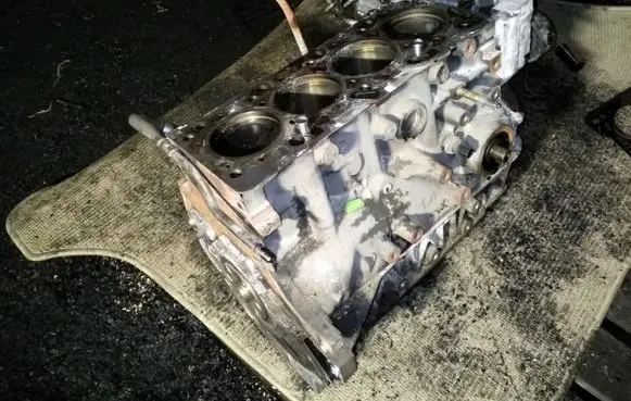 Ford Focus Engine block 