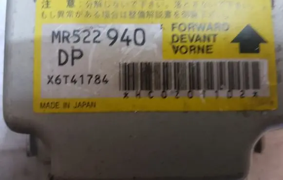 Mitsubishi L200 Airbag control unit/module MR522940 X6T41784