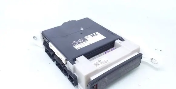 Toyota C-HR I Comfort/convenience module 89221F4020 2380009611 82730F4010