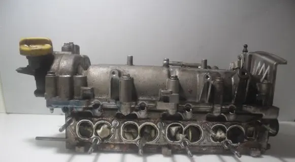 Fiat Bravo Engine head 