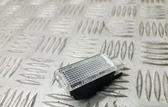 Seat Leon (5F) Glove box light 4B0947416A