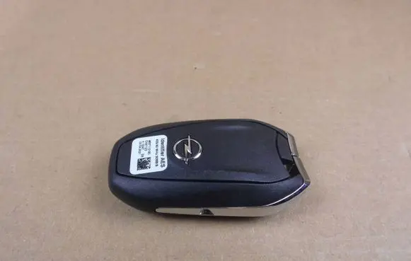 Opel Corsa F Ignition key/card 9837113180
