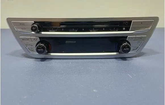 Audi A4 S4 B7 8E 8H Climate control unit 5A0A259