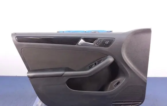 Volkswagen Jetta VI Door card panel trim set 