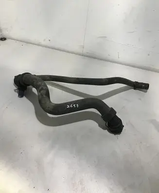 Volkswagen PASSAT B5.5 Engine coolant pipe/hose 4B0121049S