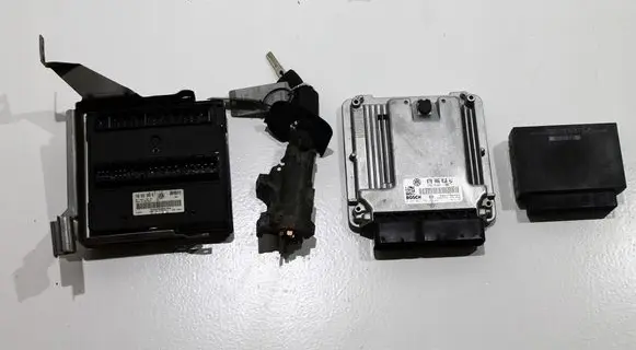 Volkswagen Crafter Engine ECU kit and lock set 070906016AJ