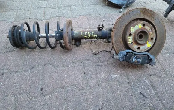 Peugeot 208 Front wheel hub spindle knuckle MCPERSON