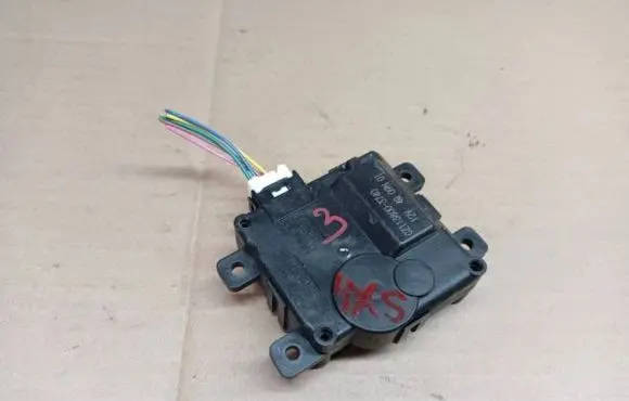 Suzuki SX4 S-Cross Air flap motor/actuator CZ1138003740 4Q09N01