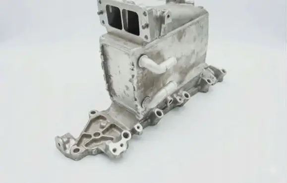 Volkswagen PASSAT B8 Intercooler radiator 04L129766Q