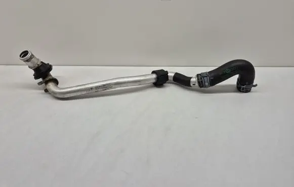 Porsche Cayenne (92A) Engine coolant pipe/hose 7P5815660 7L0819329A