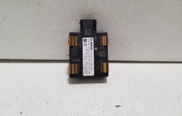 Mercedes-Benz EQC Distronic sensor radar 0203305143 A0009052616