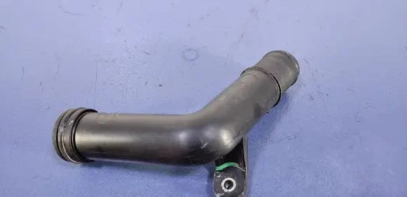 Dacia Sandero Engine coolant pipe/hose 7700111985