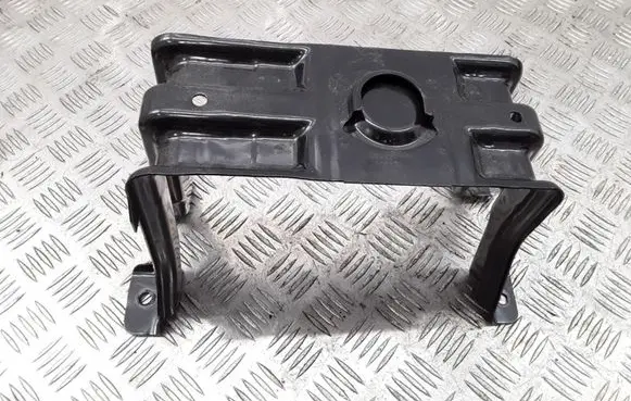 Audi A5 8T 8F Spare wheel mounting bracket 8K0802715A