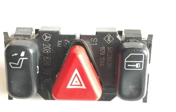 Mercedes-Benz E W210 Hazard light switch 2088200310 501283261