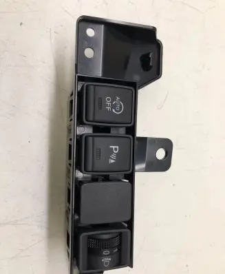 Nissan X-Trail T32 A set of switches 1534C 4EA0A