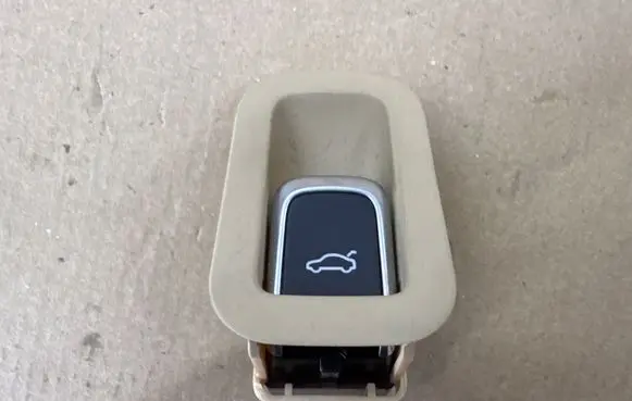 Audi A8 S8 D4 4H Tailgate opening switch 4H0959831B
