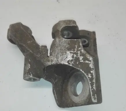 Audi A8 S8 D3 4E Gearbox mounting bracket 4E0399113AE