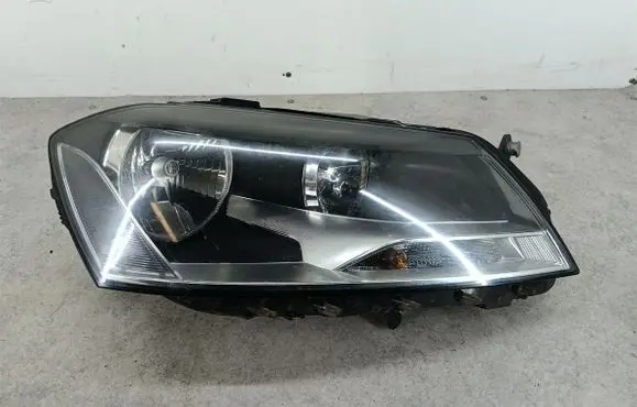 Volkswagen PASSAT B7 Headlight/headlamp 20-C515R