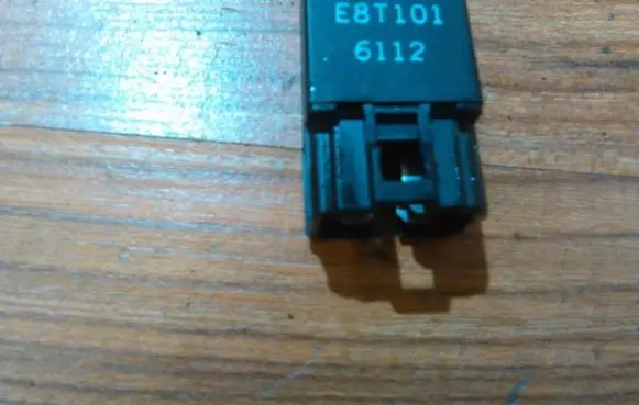 Mitsubishi Lancer Other relay e8t101 6112