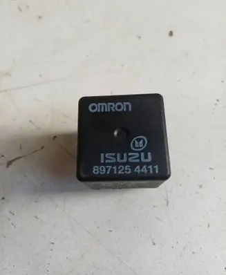 Opel Frontera B Coolant fan relay 8971254411