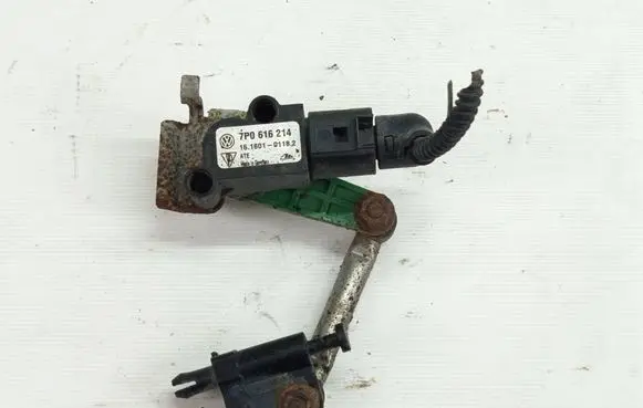 Porsche Cayenne (92A) Headlight/headlamp level sensor 7P0616214 15160101182