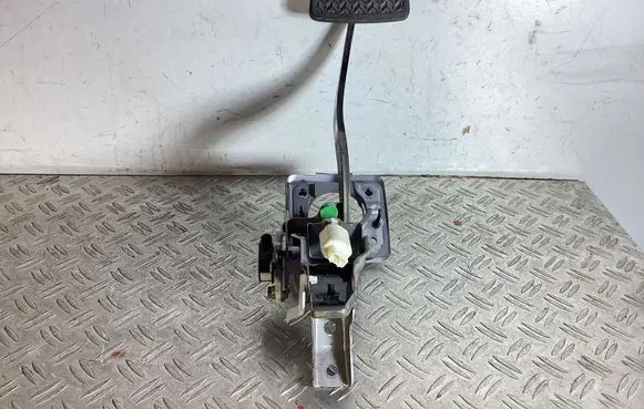 Lexus LS 460 - 600H Brake pedal 8951033020