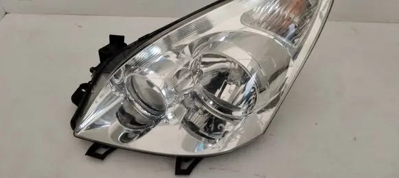 Toyota Corolla Verso E121 Headlight/headlamp LAMPALEWAVERSO