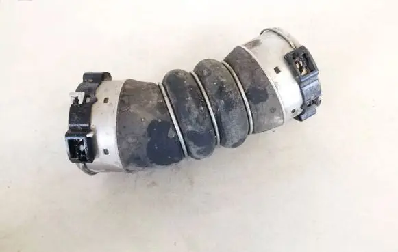 BMW 5 GT F07 Intercooler hose/pipe 851345002