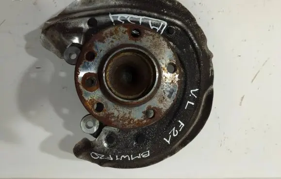 BMW 1 F20 F21 Front wheel hub spindle knuckle 6792285