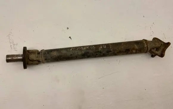 Mitsubishi Pajero Rear driveshaft/prop shaft 