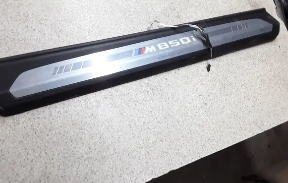 BMW 8 G14 Front sill trim cover 8077782