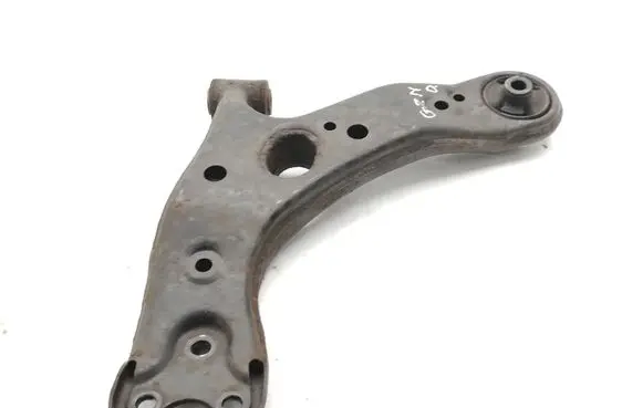 Toyota Verso-S Front lower control arm/wishbone 