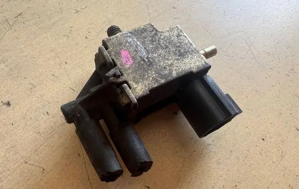 Nissan Almera Tino Turbo solenoid valve AESA12327