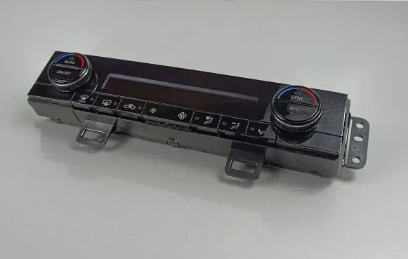 Nissan Qashqai J12 Climate control unit 2750018C612VE