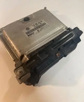 Skoda Fabia Mk2 (5J) Engine control unit/module 038906019NS 1039S20430 0281013082