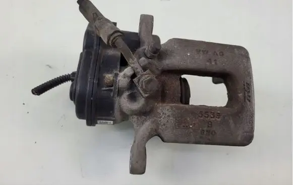 Audi Q3 8U Rear brake caliper 8U0615403B 8U0998281