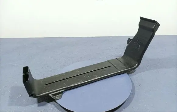 Audi A8 S8 D2 4D Intake resonator 4N0819812D