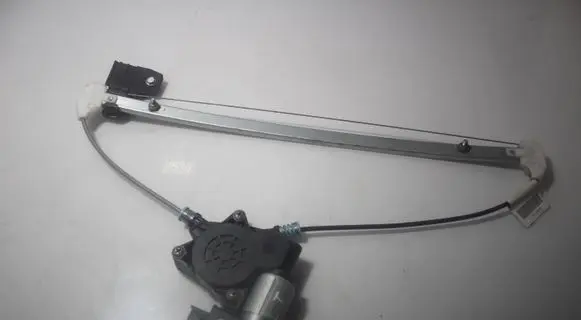 Mazda 2 Rear window lifting mechanism without motor