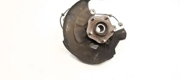 Nissan X-Trail T32 Front wheel hub