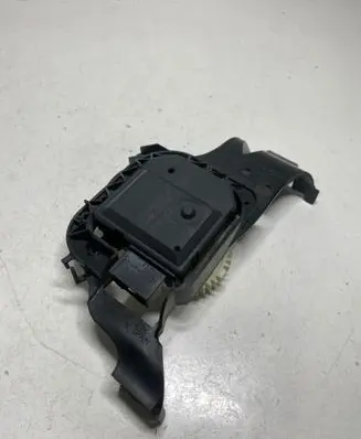 Volkswagen Polo IV 9N3 Air flap motor/actuator 309368301