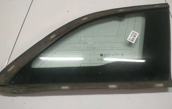 Opel Insignia A Rear side window AS2
