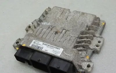 Ford Focus Engine control unit/module 1777659 AU7112A650KB